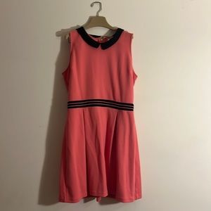 ELLE bright pink dress with black details / size large